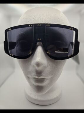 Margaret Josephs Black Shield Sunglasses Stud Accents Bold Gladiator Curvy Side